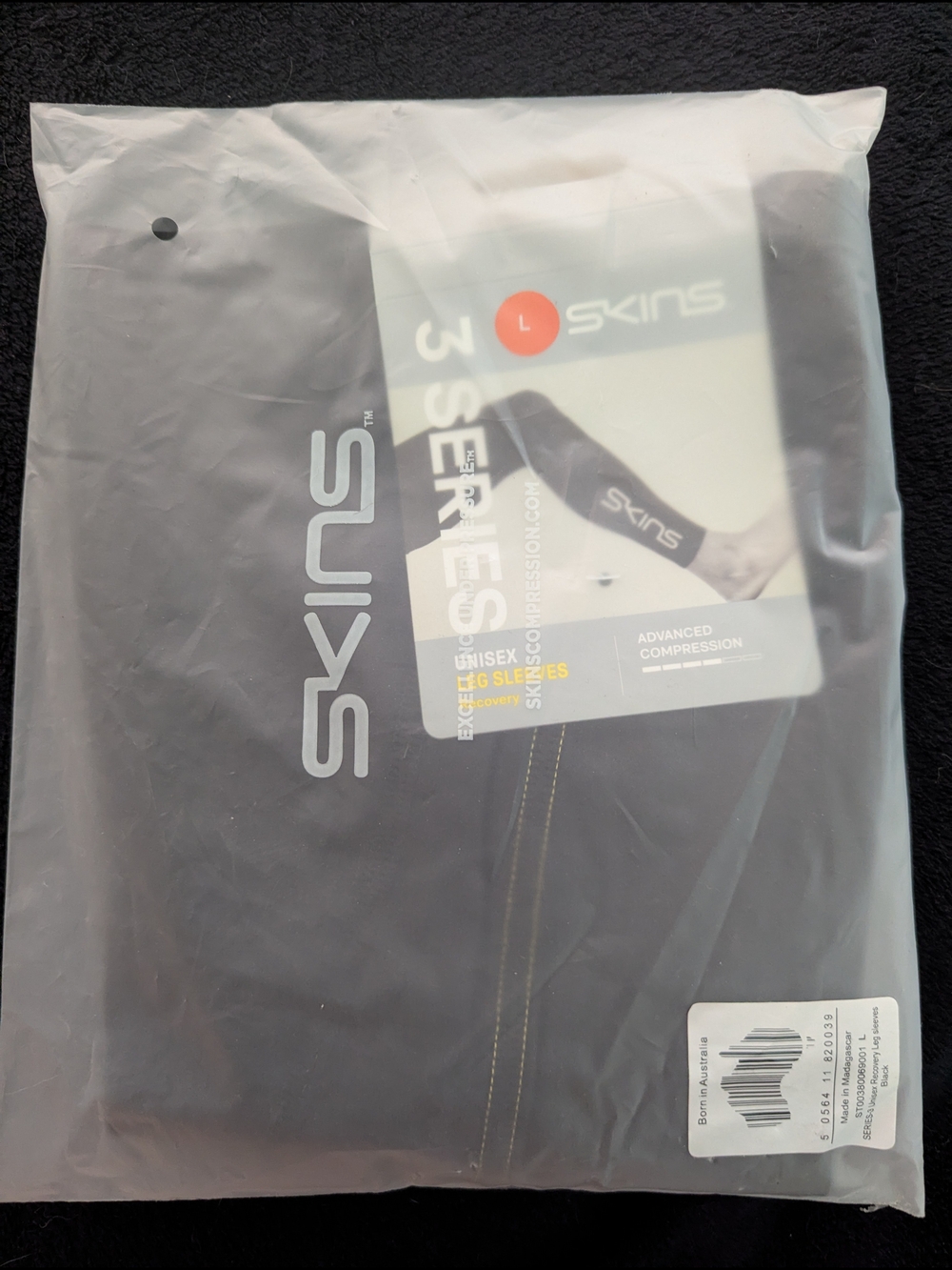 Skins Unisex 3 Series Black Advanced Compression Leg Sleeves